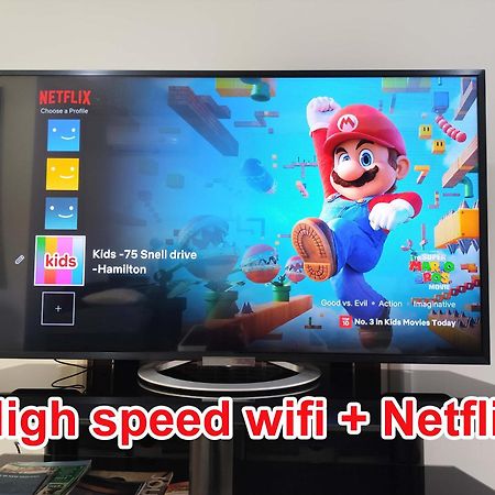 3-Bedroom House-Big Yard- Netflix هاملتون المظهر الخارجي الصورة